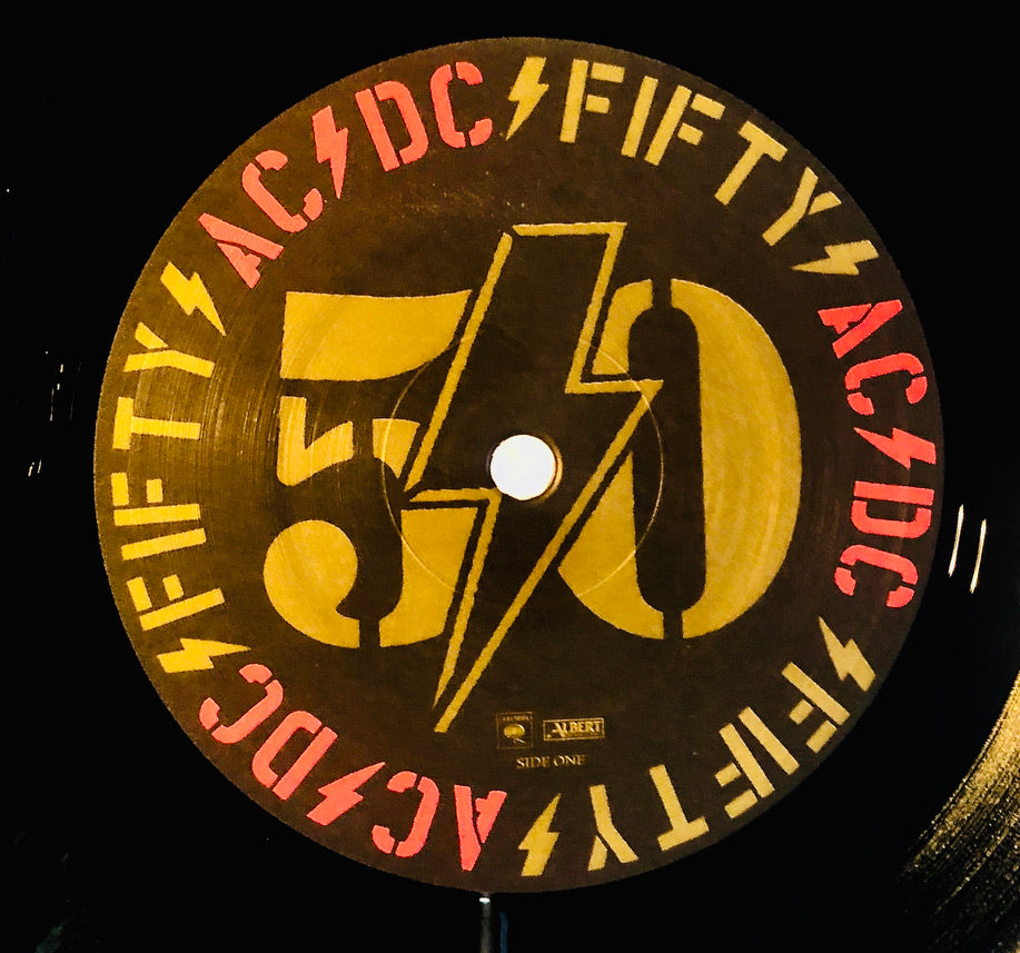 AC DC - Back in Black (Indie Special Edition) - Vinile Bianco/Nero (50th Anniversary)