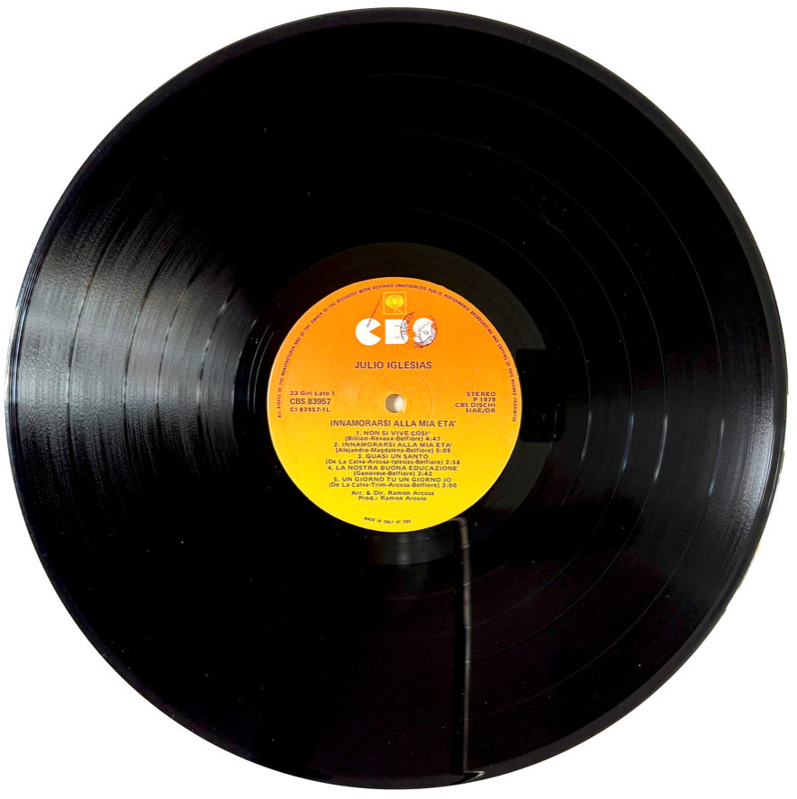 Julio Iglesias - Innamorarsi alla mia età - Vinile Nero (Black Vinyl)