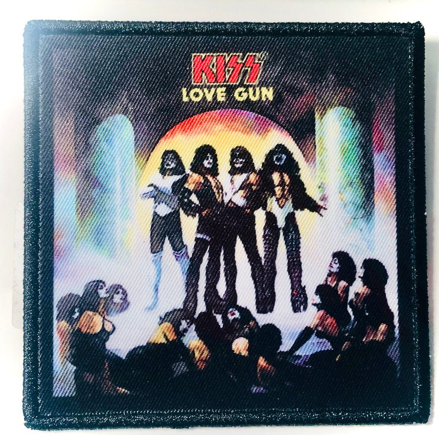 KISS - Love Gun - Vinile Nero + Toppa