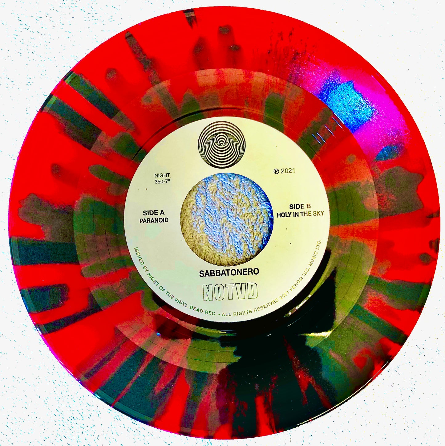 SABBATONERO - L’Uomo di Ferro (a tribute to Black Sabbath) - Vinile Splatter Nero / Rosso + 45rpm (Ed. Lim. 700 copie)