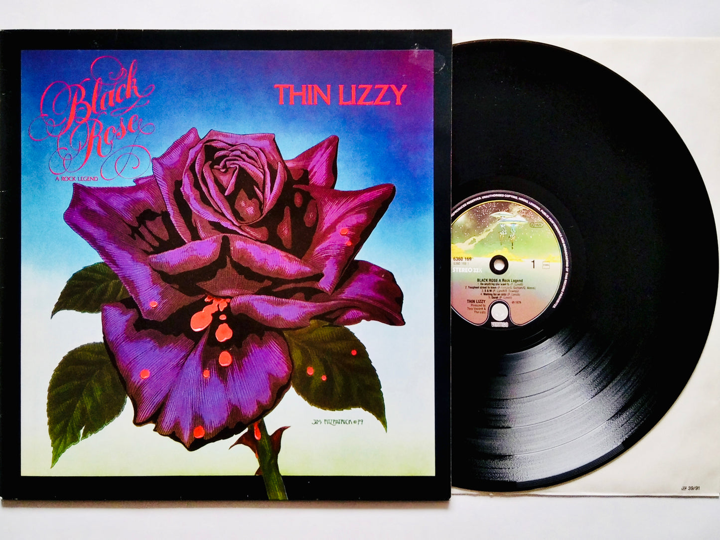 THIN LIZZY - Black Rose… a rock legend - Vinile Nero Rimasterizzato + Toppa