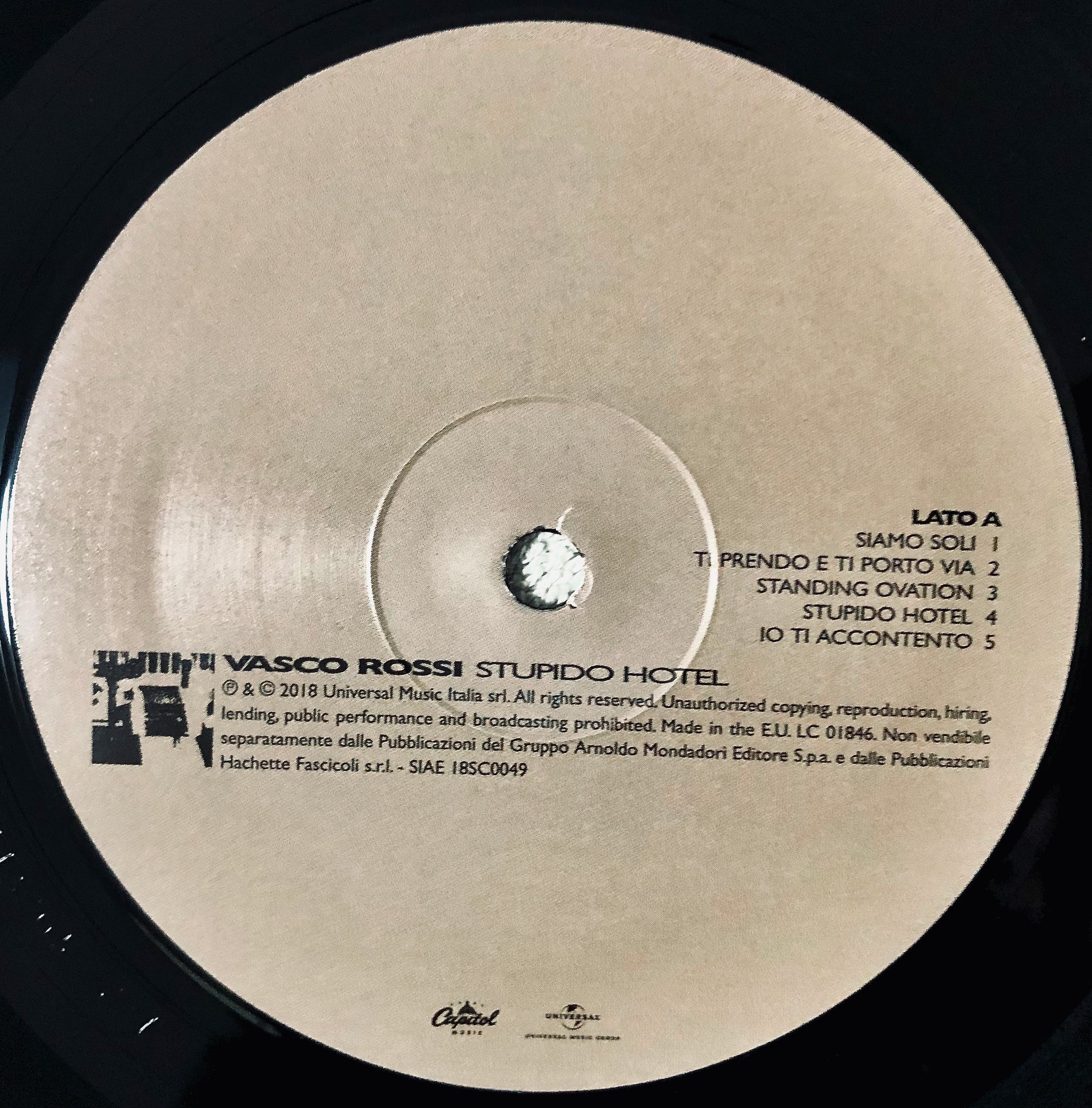 Stupido Hotel - Vasco Rossi @ S. Siro 03 (Remaster) - Vasco Rossi - CD